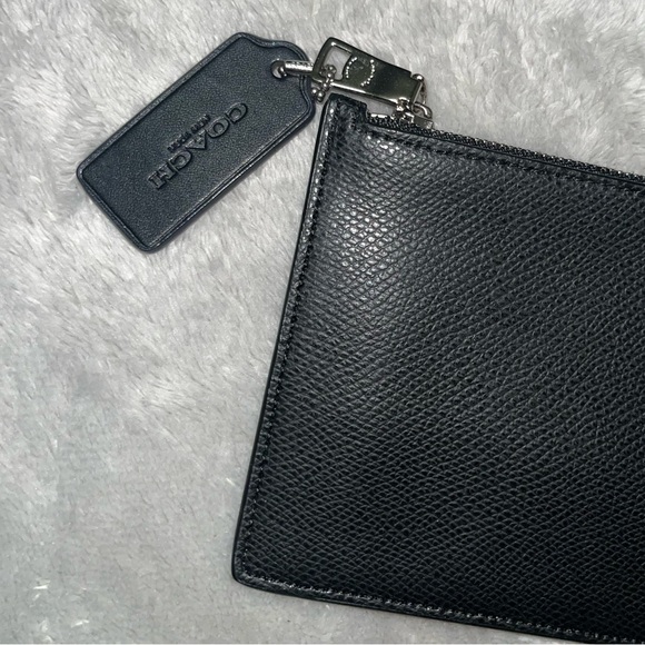 Coach Pouch - Picture 3 of 8